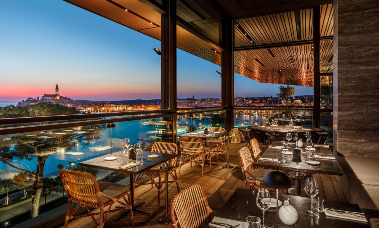 Grand Park Hotel Rovinj By Maistra Collection Esterno foto View from the restaurant