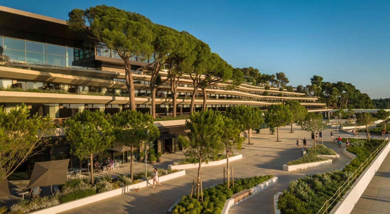 Grand Park Hotel Rovinj By Maistra Collection Esterno foto The Village