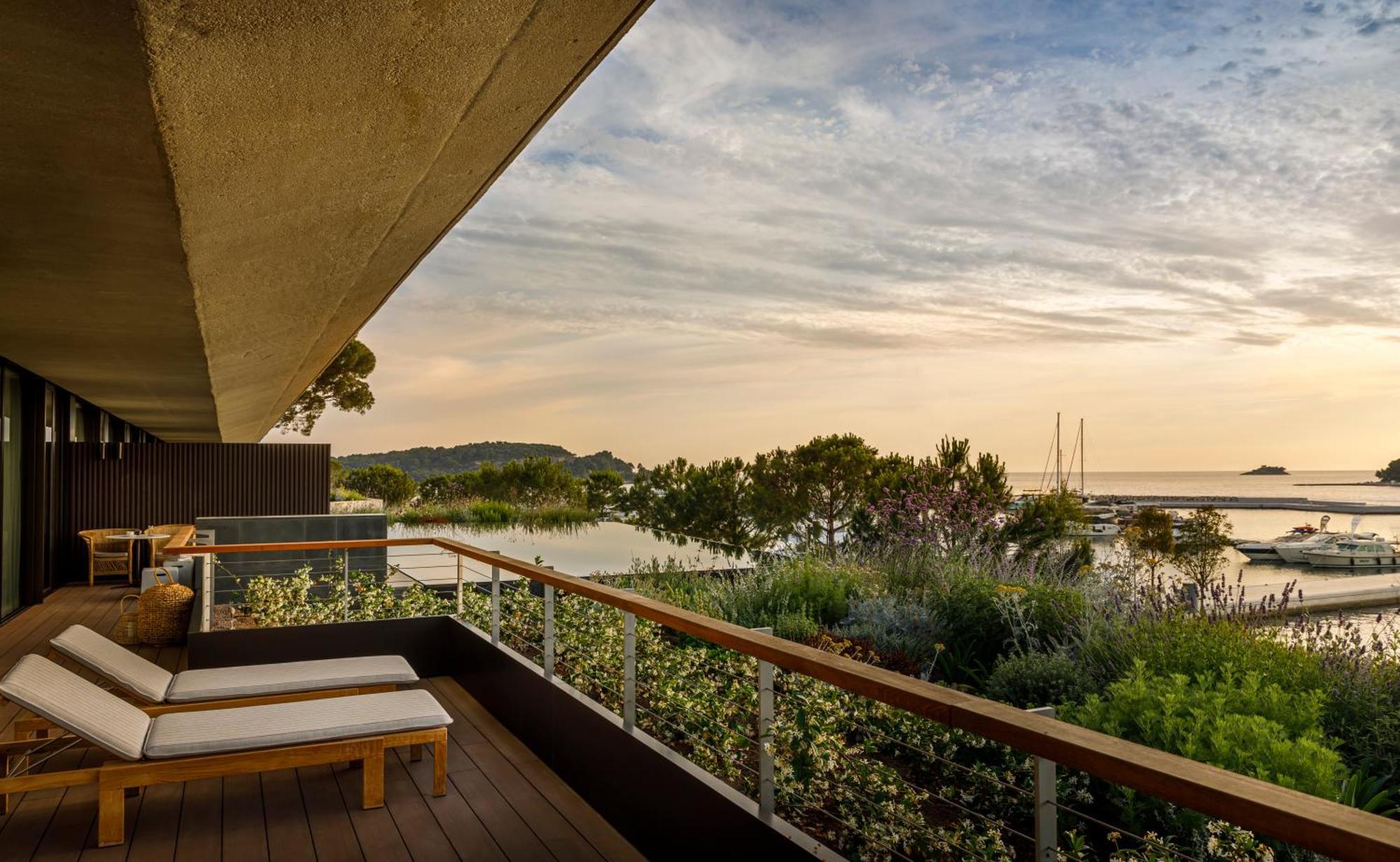 Grand Park Hotel Rovinj By Maistra Collection Camera foto View from the hotel